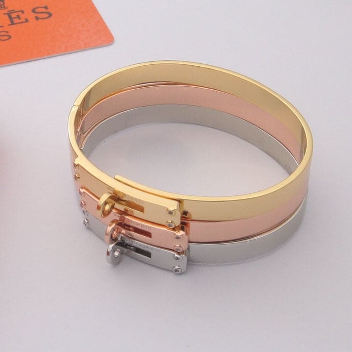 Hermes Kelly Bracelet - 18K Yellow Gold
