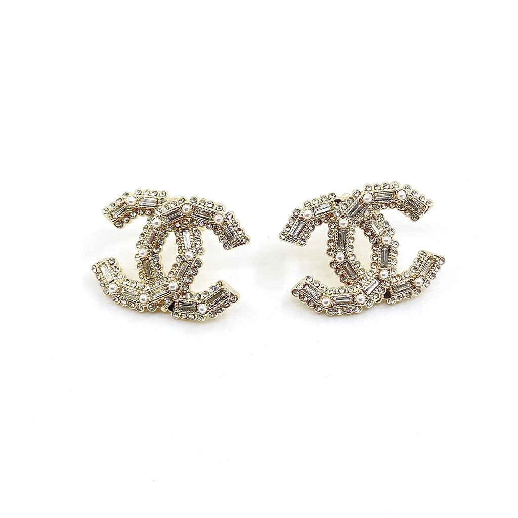 Chanel Push Back Earrings - 18K Yellow Gold