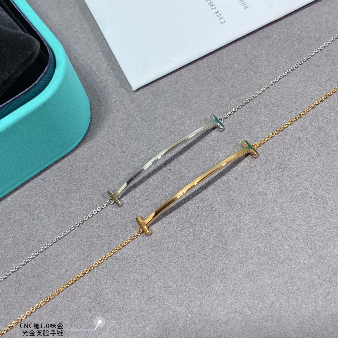 Tiffany Smile Bracelet - 18K Gold