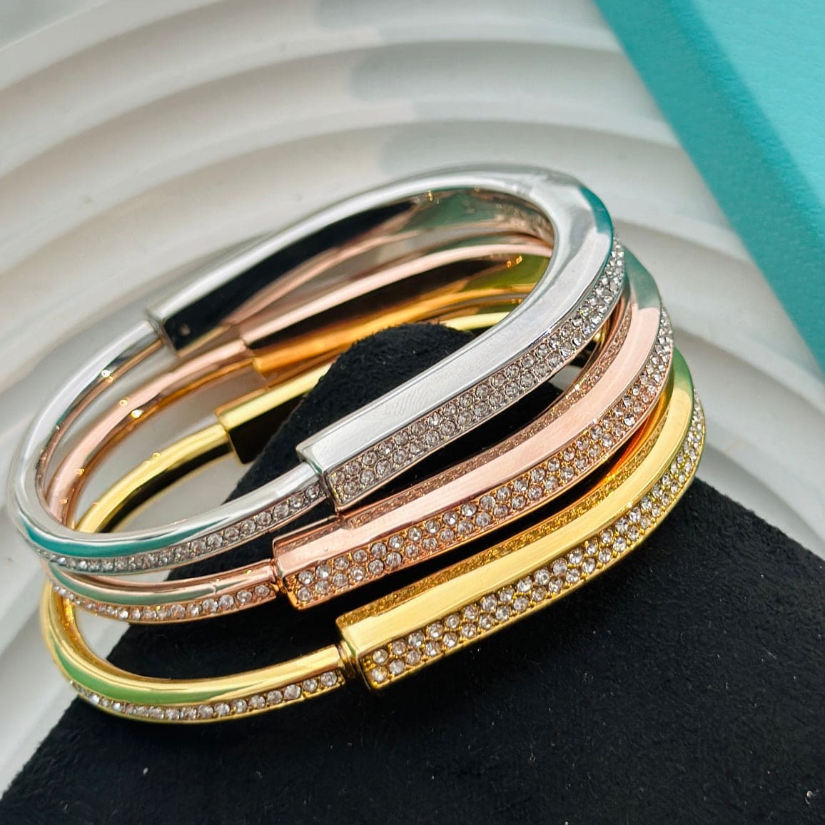Tiffany Lock Bangle Full Pave Diamond Bracelet - 18K Gold