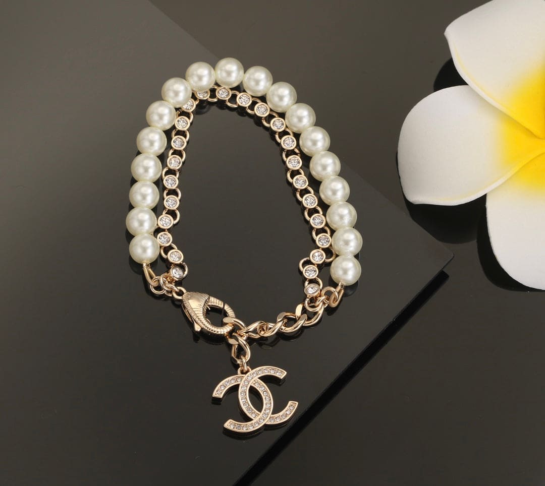 Chanel Pearls Chain Bracelet