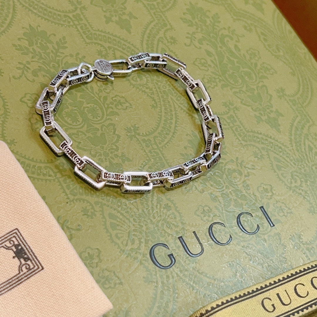 Gucci Double G Interlocking G Chain Bracelet