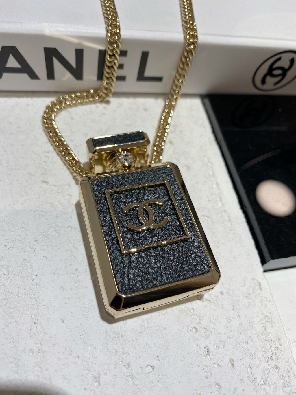 Chanel No.5 Perfume Pendant Vintage Necklace