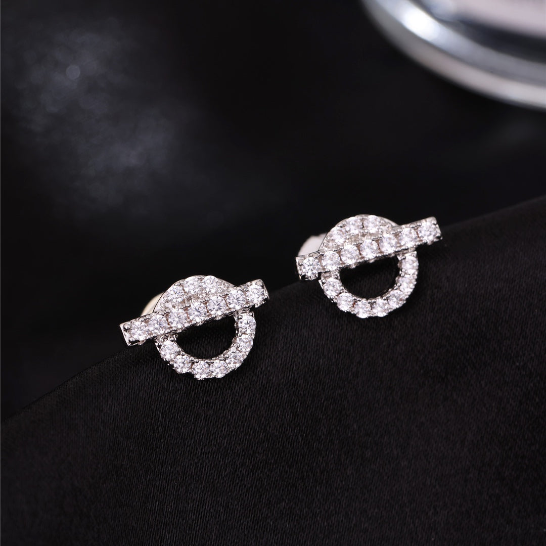 Hermes Finesse Moissanite Stud Earrings