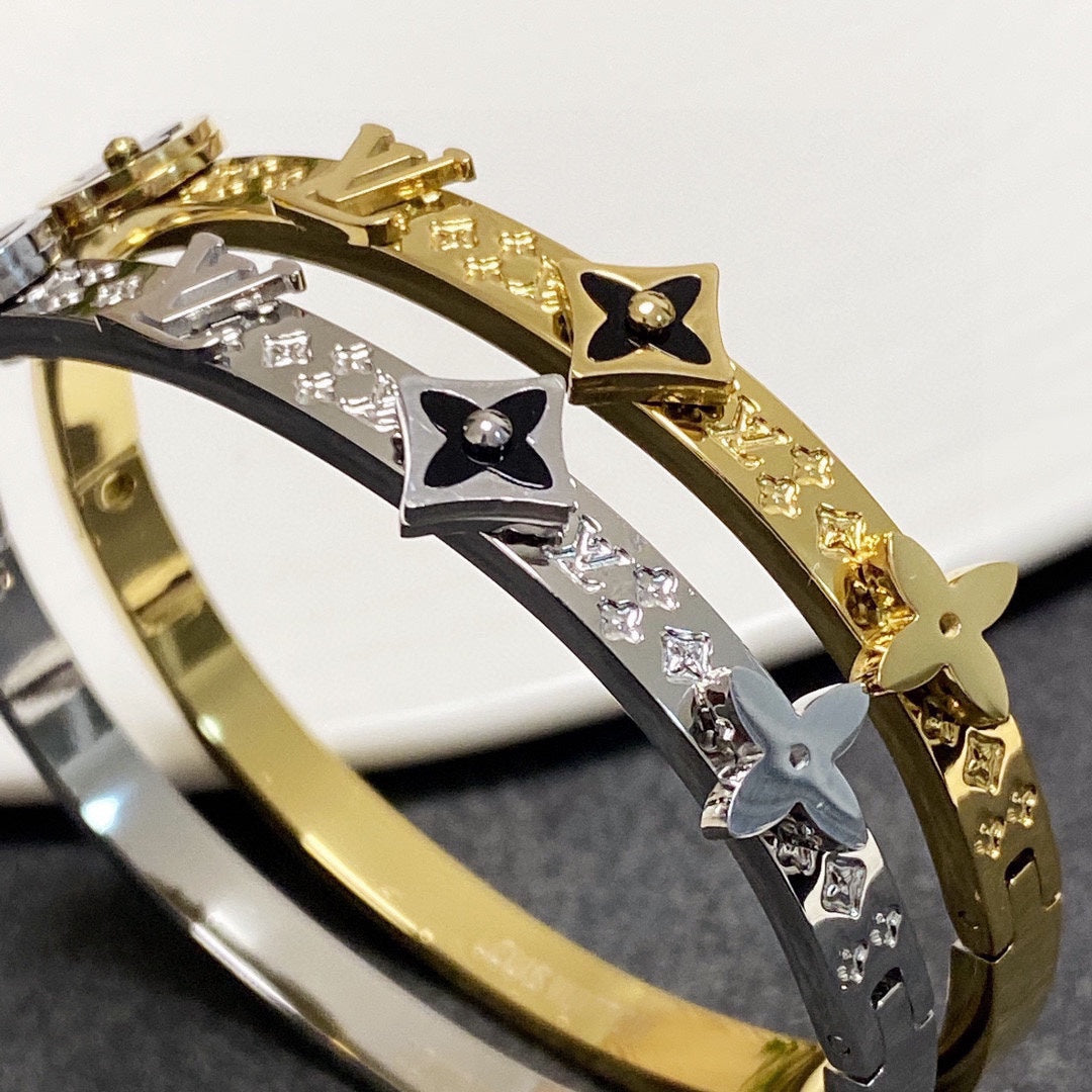 Louis Vuitton Blossom Bracelet