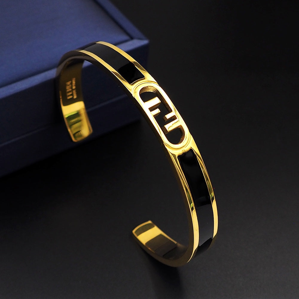 Fendi Open Cuff Bracelet - 18K Gold