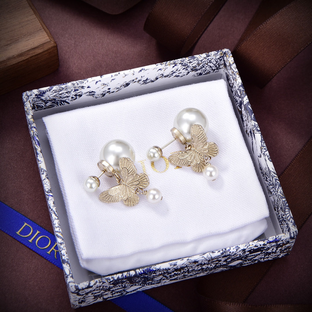 Dior Tribales Pearl Earrings