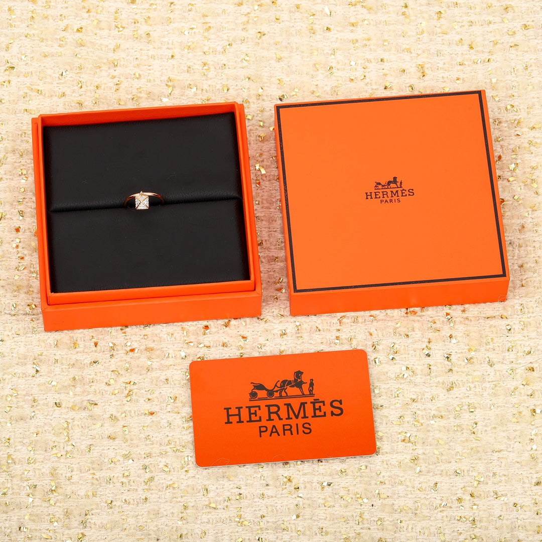 Hermes Chaine D'ancre Verso Ring - 18K Rose Gold