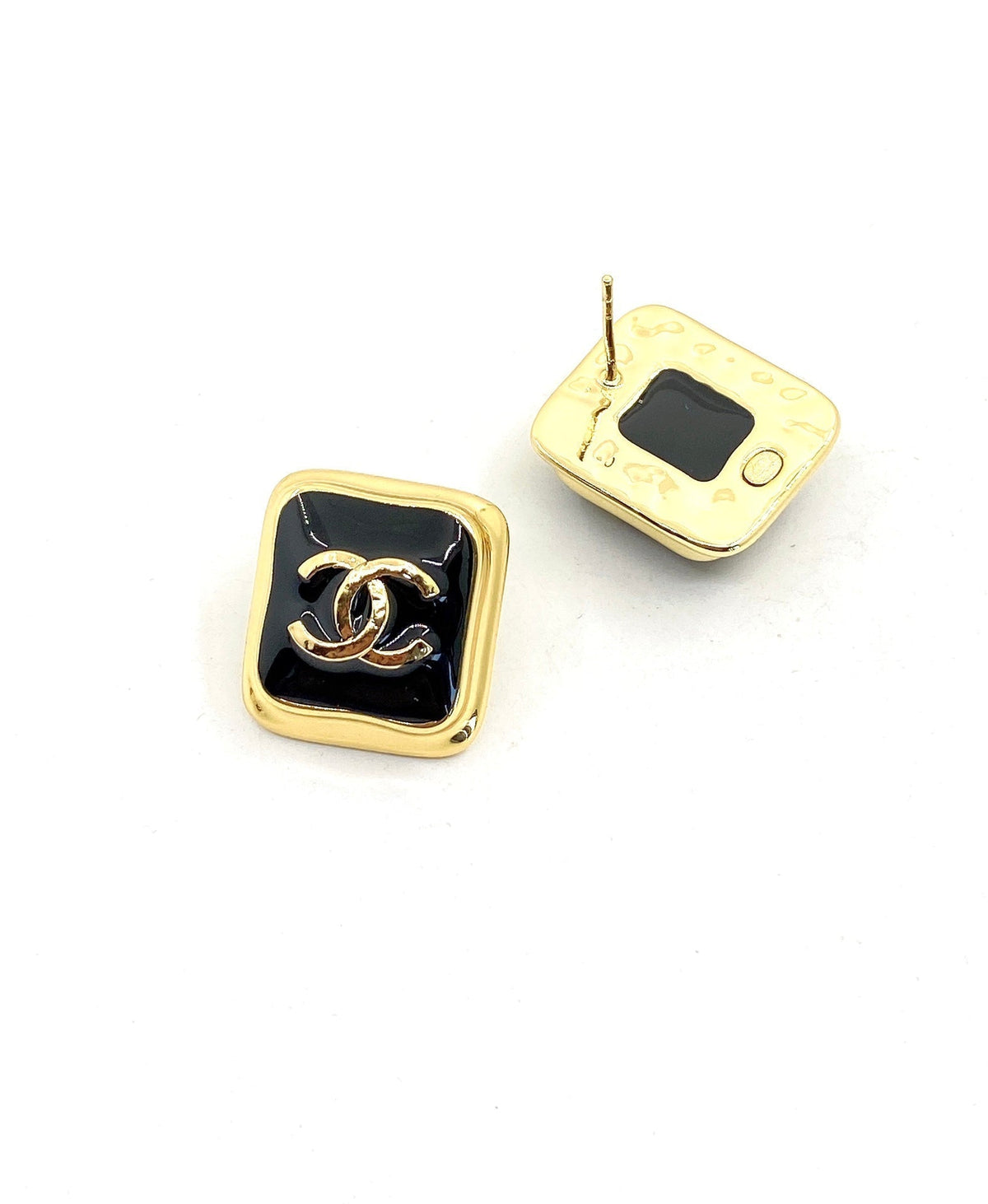 Chanel Square Earrings - 18K Yellow Gold