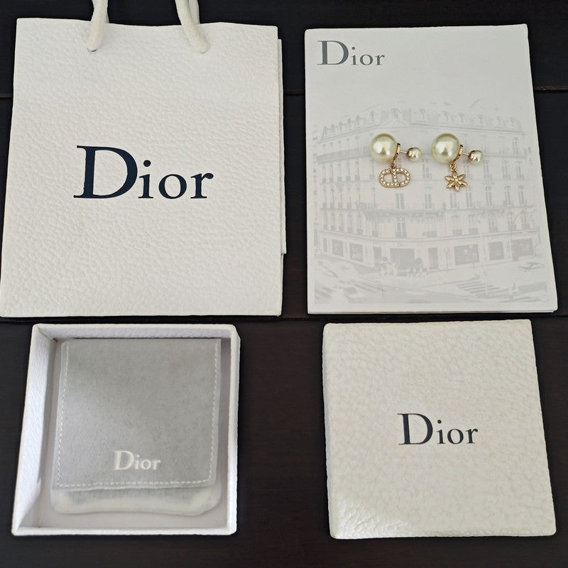 Dior Tribales Leaf Pearl Earrings - 18K Yellow Gold