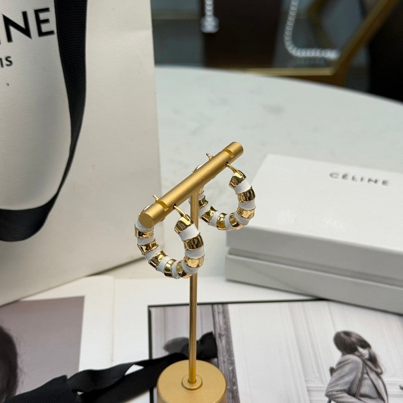 Celine Pearl Round Earrings - 18K Yellow Gold