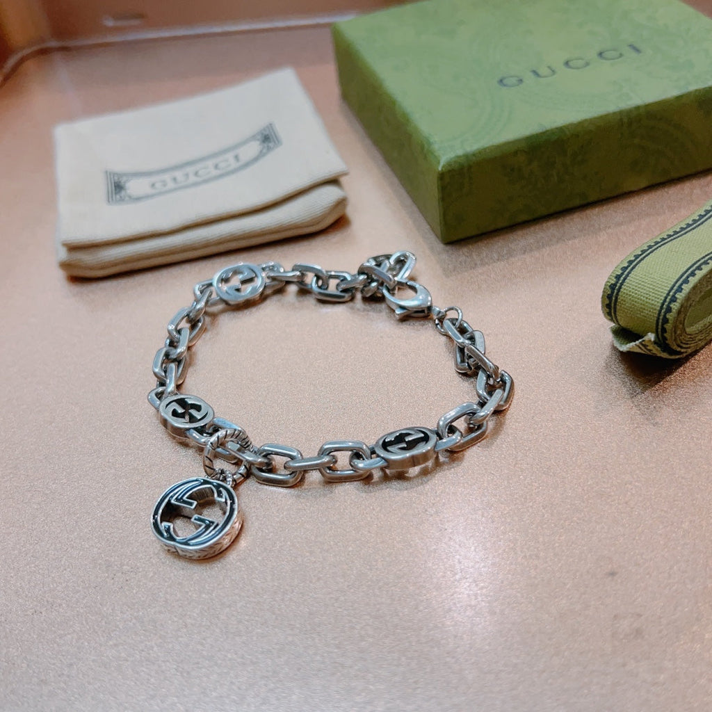 Gucci Double G Interlocking G Pendant Bracelet