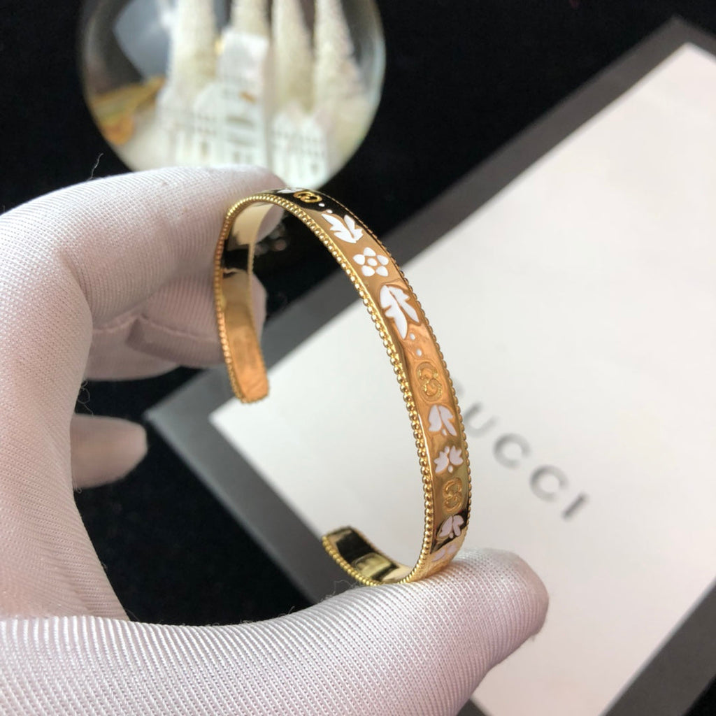 Gucci Double G Icon Blossom Enamel Bangle Bracelet