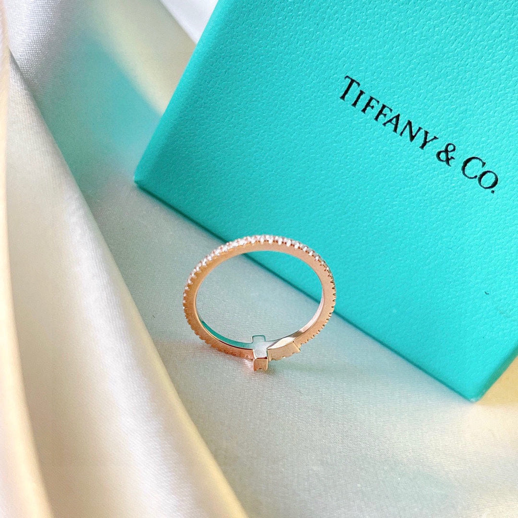 Tiffany Moissanite Wire Ring - 18K Rose Gold