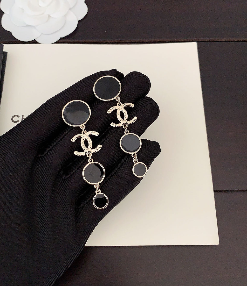 Chanel Black Crystal Earrings - 18K Yellow Gold