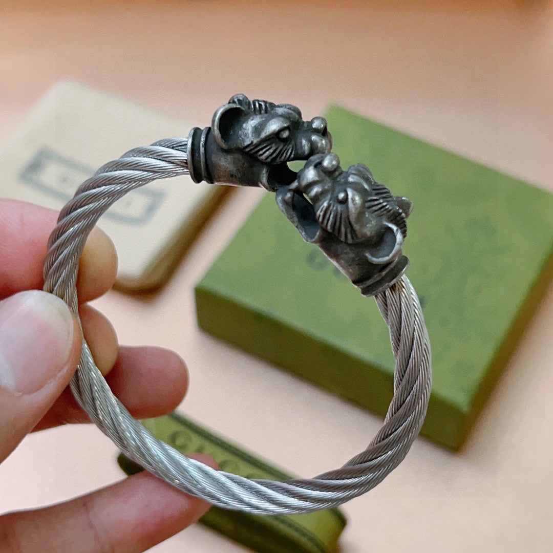 Gucci Double G Double Tiger Head Vintage Bracelet