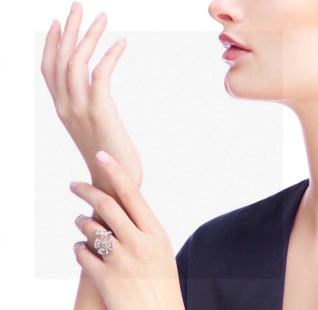 Bvlgari Fiorever Ring - 18K White Gold
