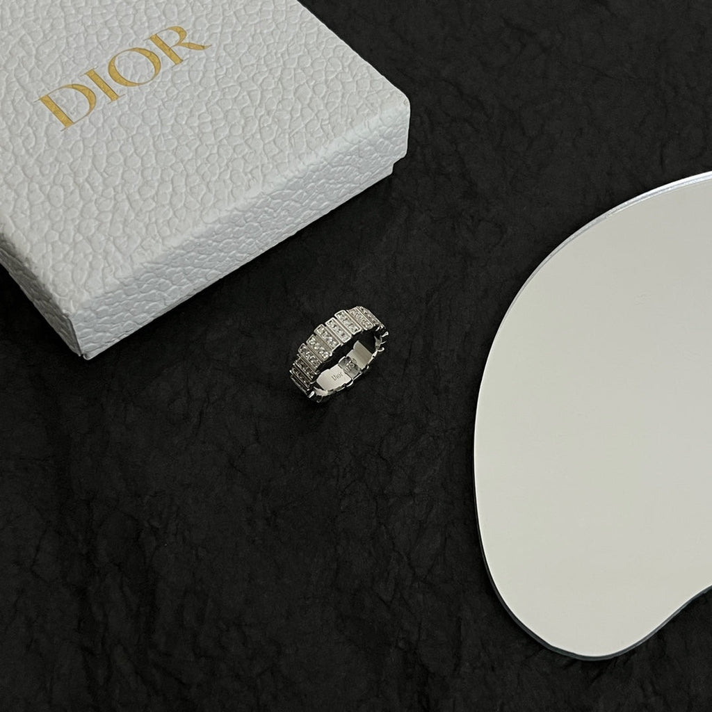 Dior Gem Diamond Ring - 18K Gold