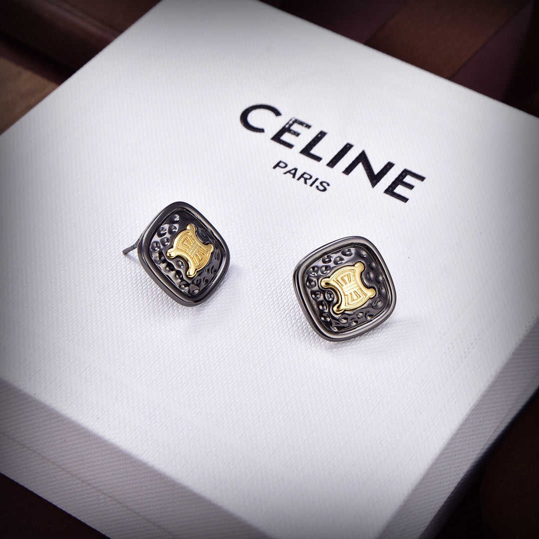 Celine Triomphe Black Earrings - 18K Yellow Gold