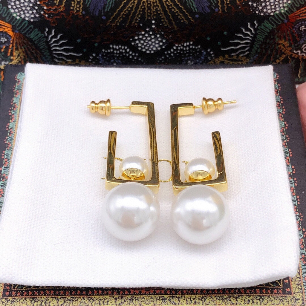 Dior Square Pearl Earrings