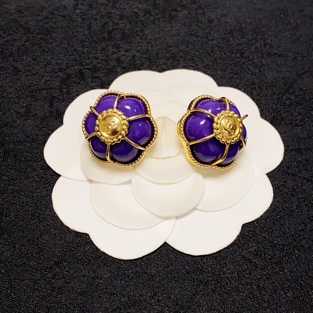 Chanel Purple Flowers Earrings - 18K Yellow Gold