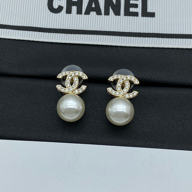 Chanel Pearl Drop Earrings - 18K Gold
