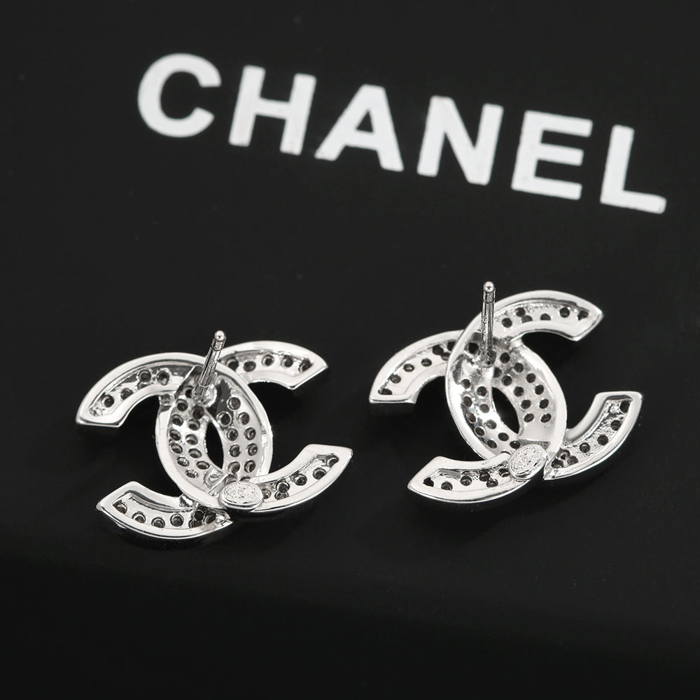 Chanel Diamond Earrings - 2 cm Height - 18K White Gold