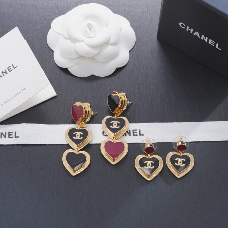 Chanel Black & Red Heart Gold Long Earrings - 18K Yellow Gold