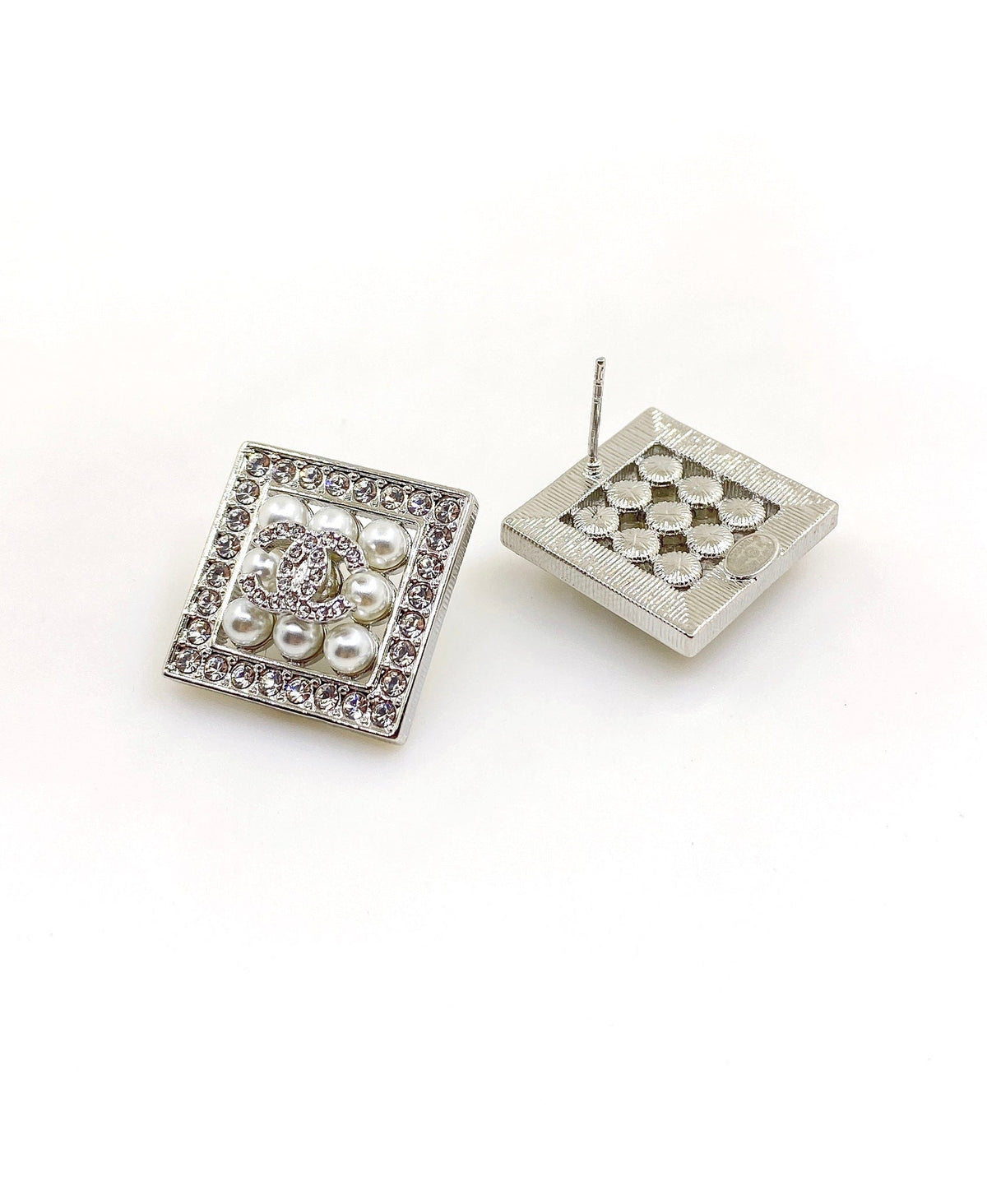Chanel Square Diamond Earrings - 18K Gold
