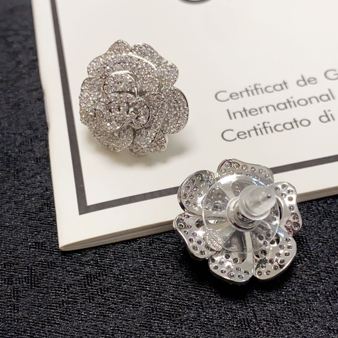Chanel Camellia Diamond Earrings - 18K White Gold
