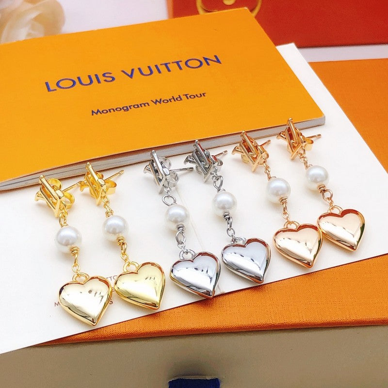 Louis Vuitton Heart Earrings - 18K Gold