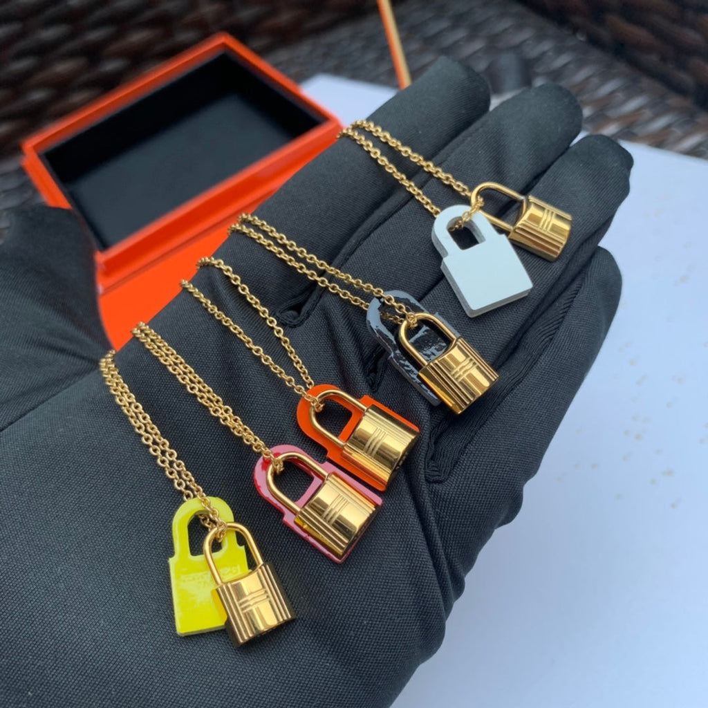 Hermes O'Kelly Orange Pendant Necklace