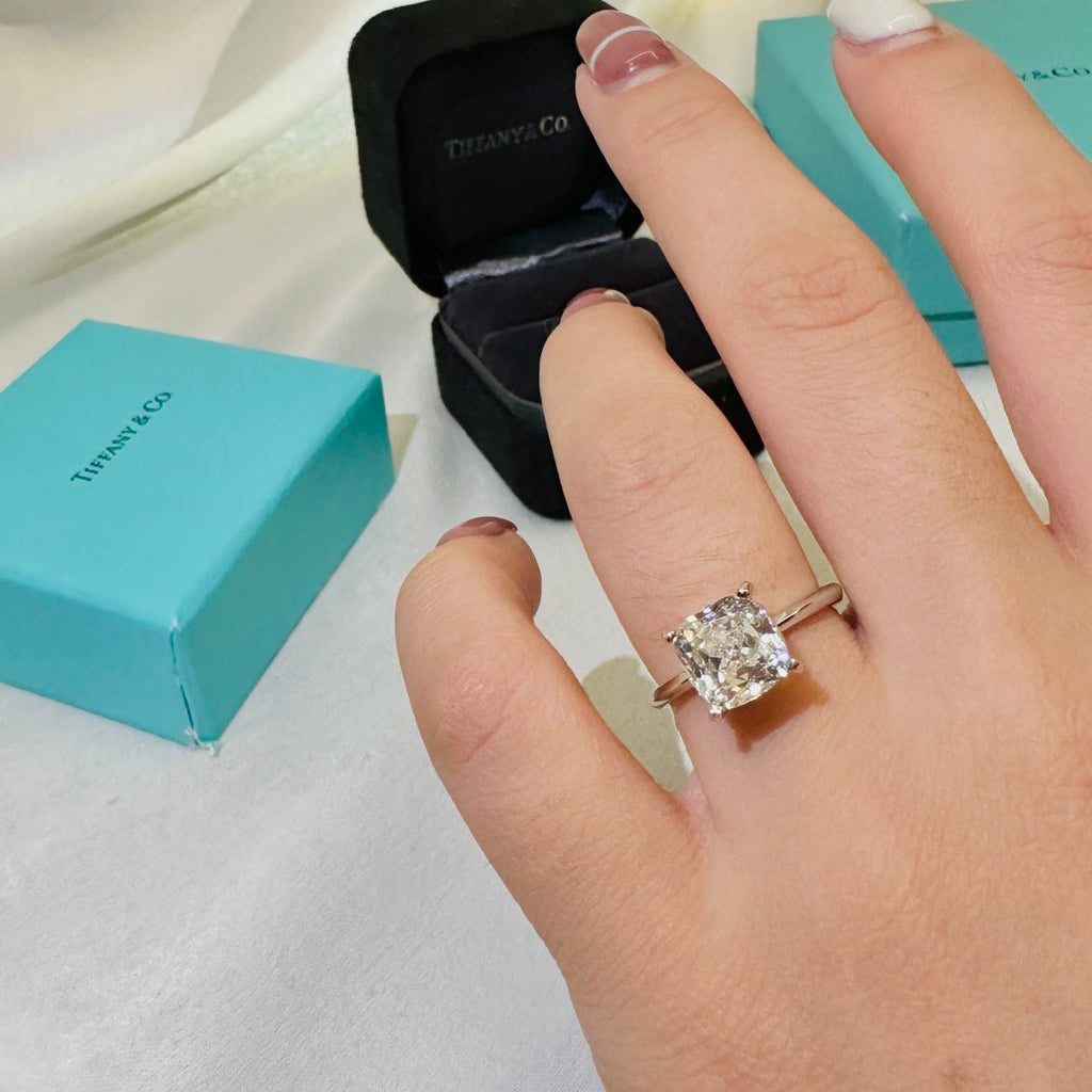 Tiffany True Engagement Ring - 18K White Gold