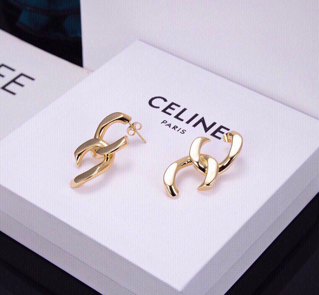 Celine Triomphe Earrings - 18K Yellow Gold