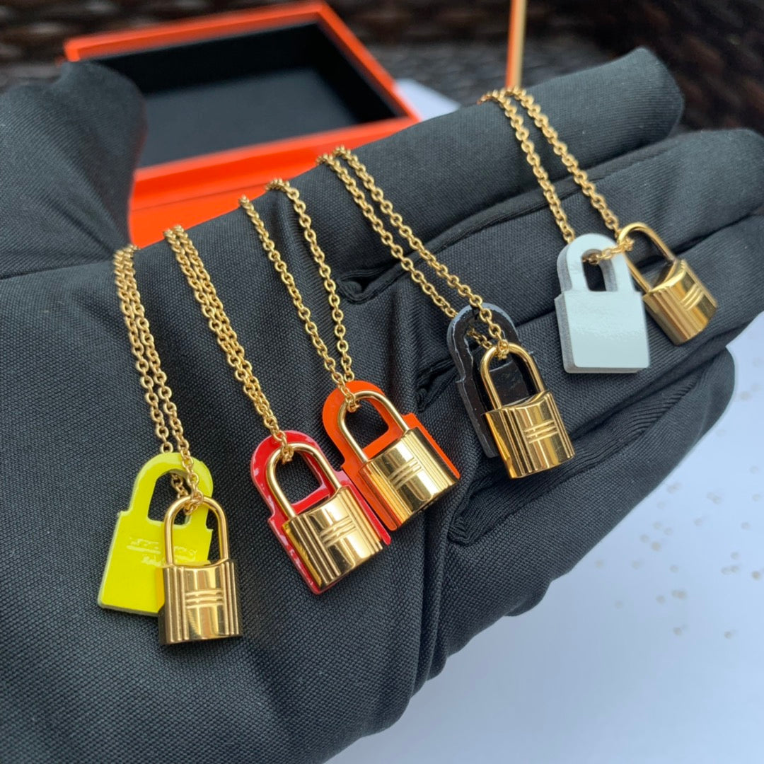 Hermes O'Kelly Orange Pendant Necklace