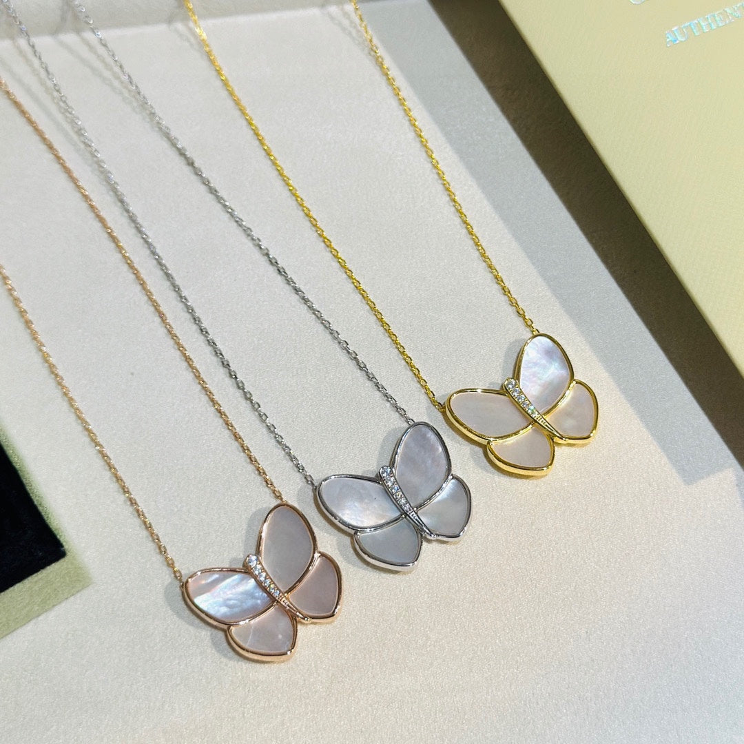 Butterfly Pearl Necklace - 18K Gold