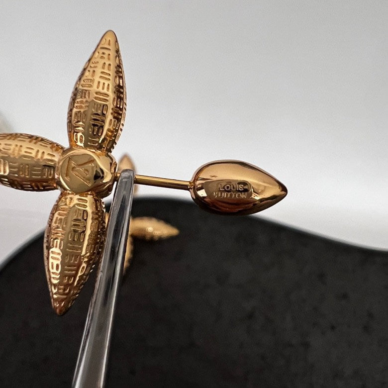 Louis Vuitton Louisette Stud Earrings - 18K Yellow Gold