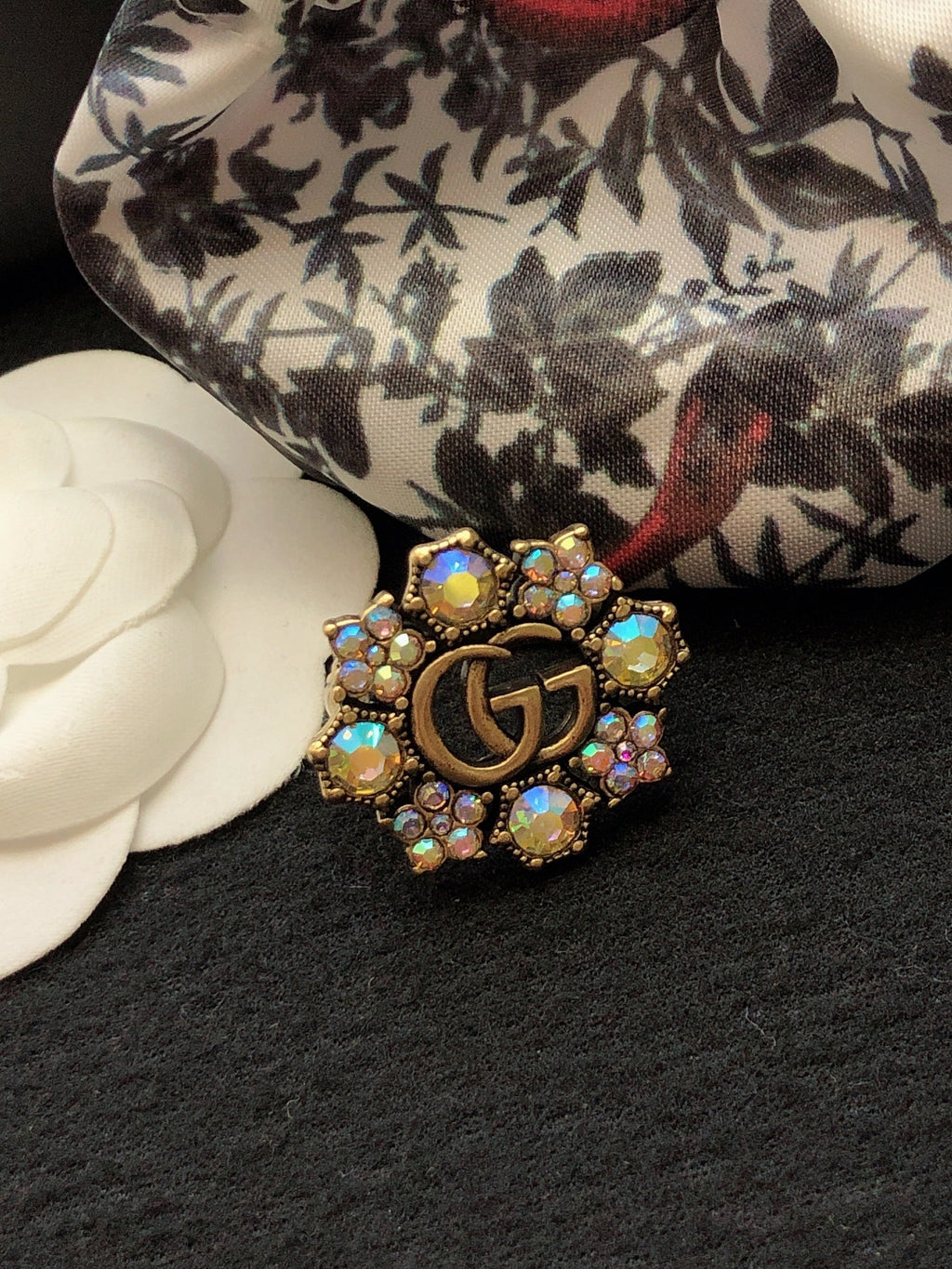 Gucci Double G Crystal Flower Ring - 18K Yellow Gold