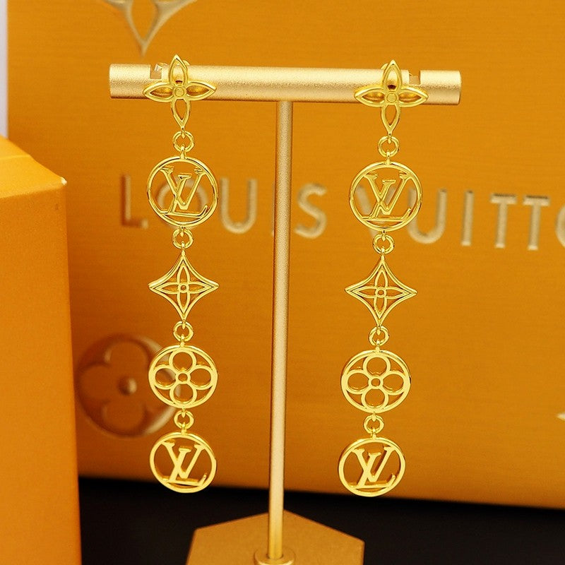 Louis Vuitton Lace Long Earrings - 18K Gold